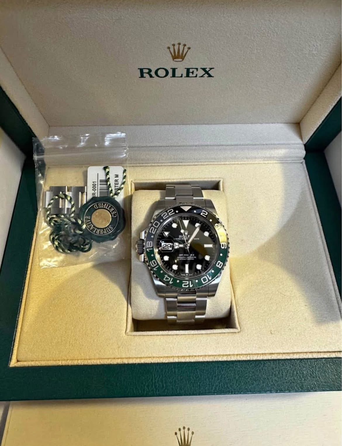 ROLEX GMT MASTER II SPRITE 2025 PRE OWNED - Image 8