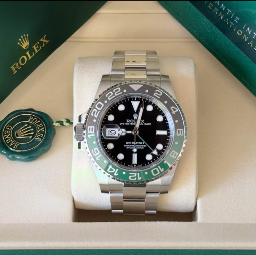 ROLEX GMT MASTER II SPRITE 2025 PRE OWNED - Image 7