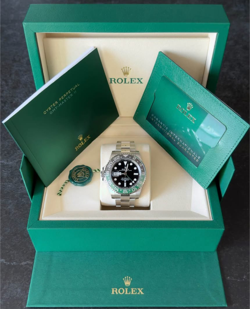 ROLEX GMT MASTER II SPRITE 2025 PRE OWNED - Image 5
