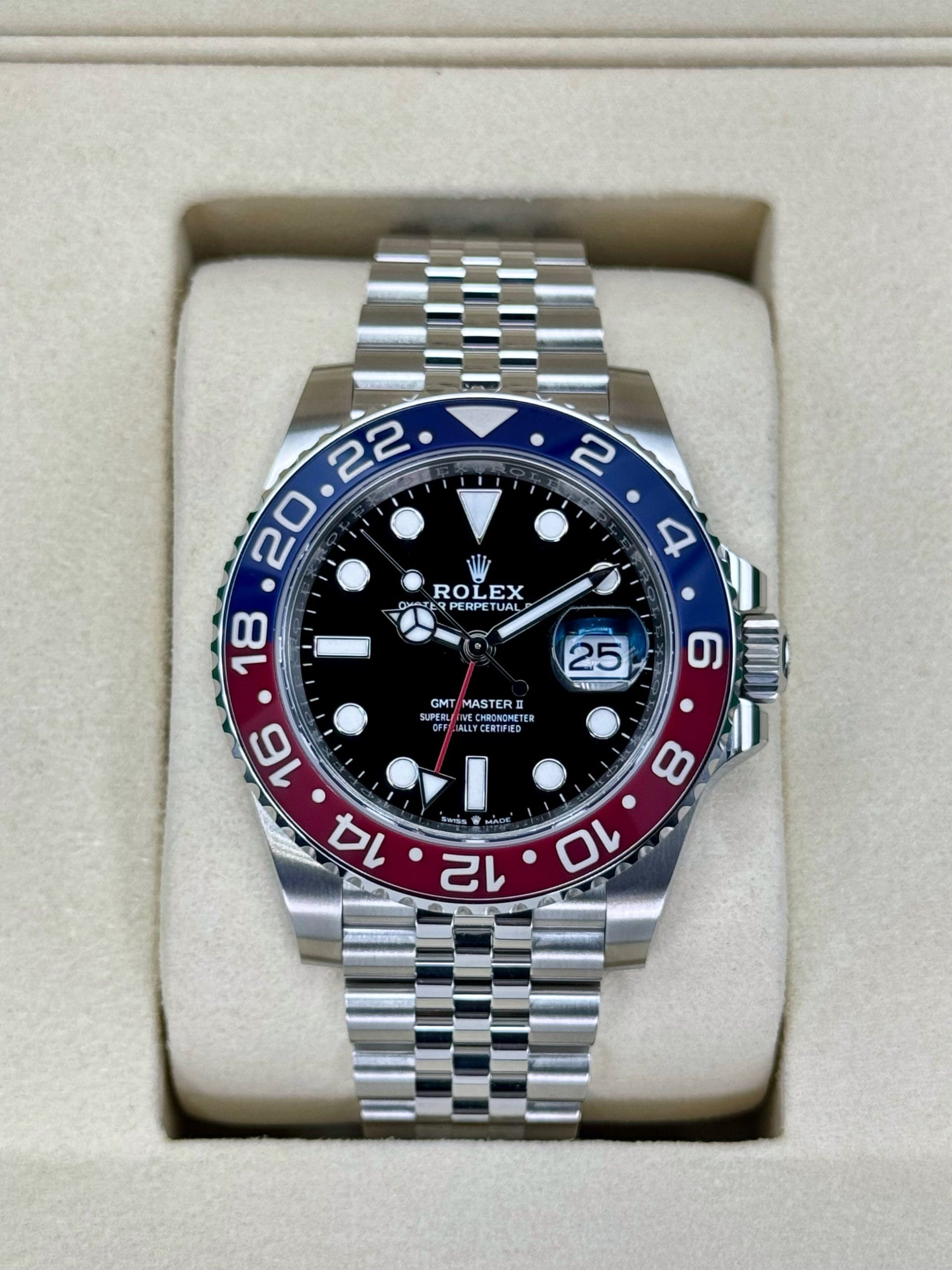 Read more about the article Rolex Pepsi Discontinued: GMT-Master II 126710BLRO Pulled at Watches & Wonders 2026