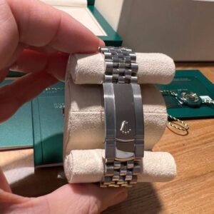 Rolex Datejust 28mm Chocolate VI Diamond Dial - Image 5